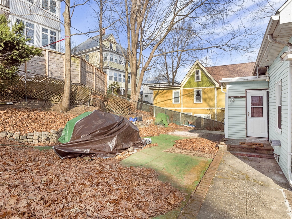 27 Rowe St. Property Photo 31
