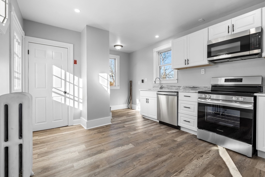 215 Summer Street Property Photo 10