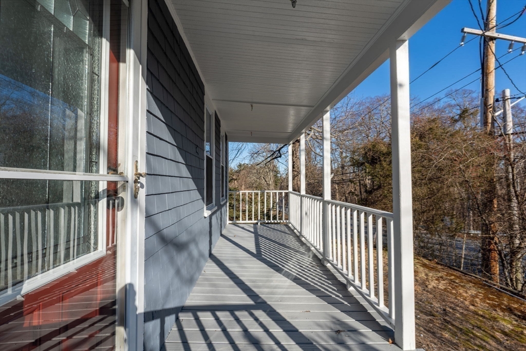 215 Summer Street Property Photo 21