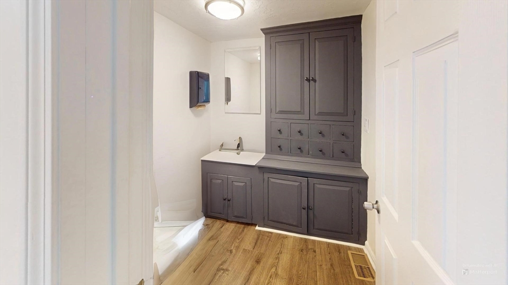 130 High St Property Photo 4