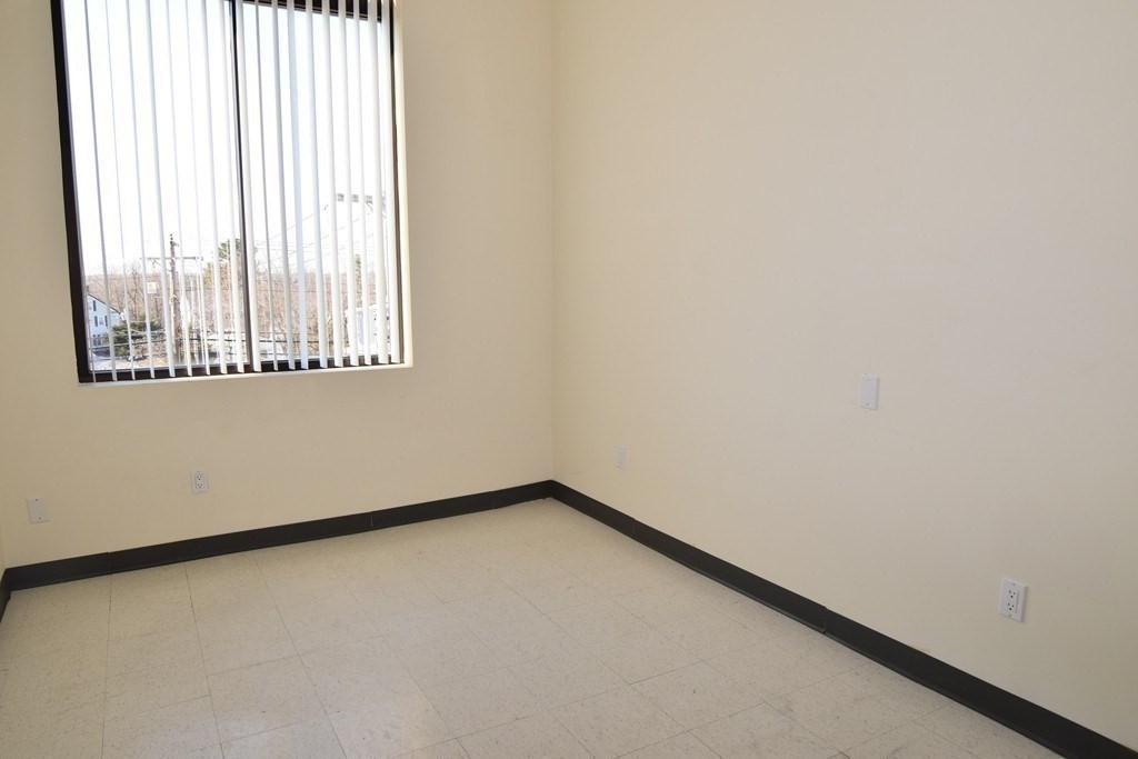 169 N Franklin Street # 2 Property Photo 4