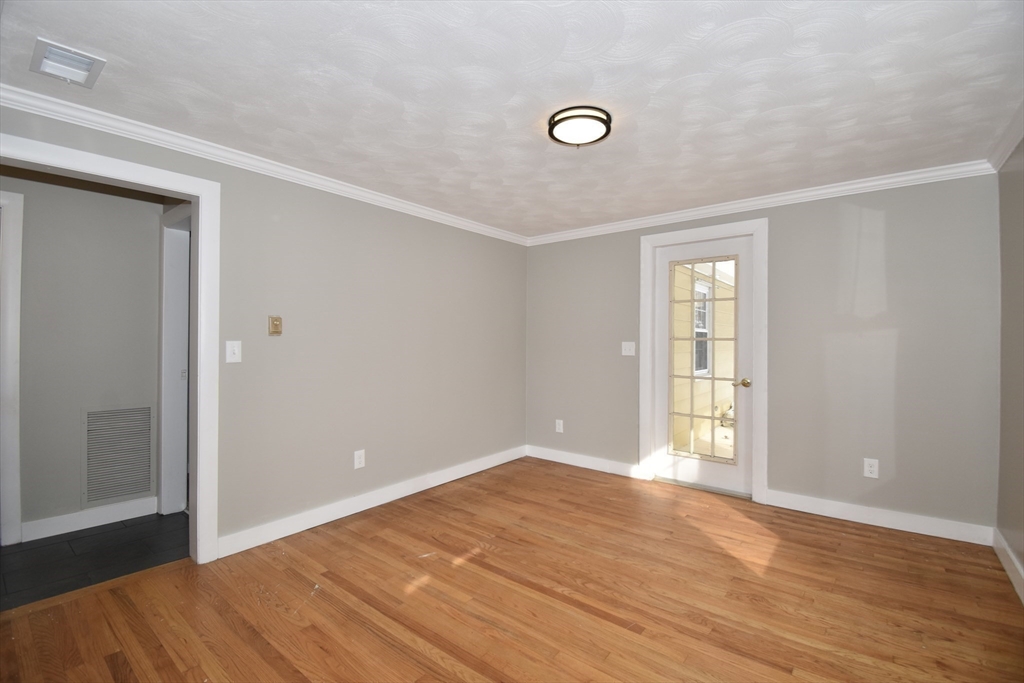 313 Bennett Rd Property Photo 18