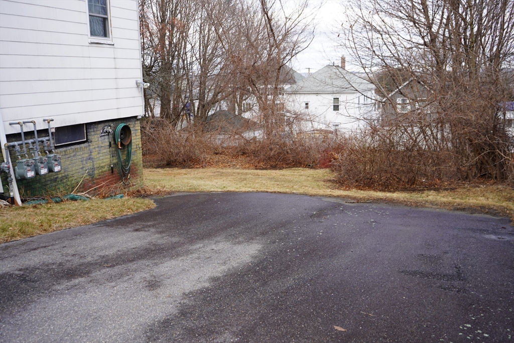 106 Summit Street Property Photo 23