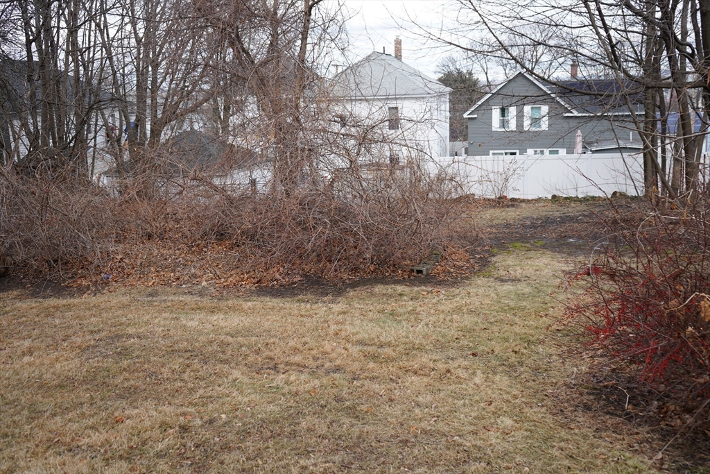 106 Summit Street Property Photo 24