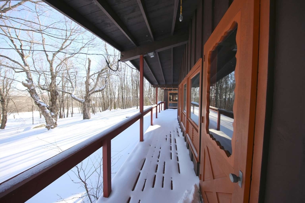 8 Thayer Road Property Photo 26
