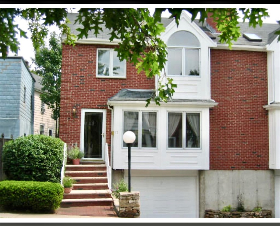 17 Cozy Street # 17 Property Photo 1