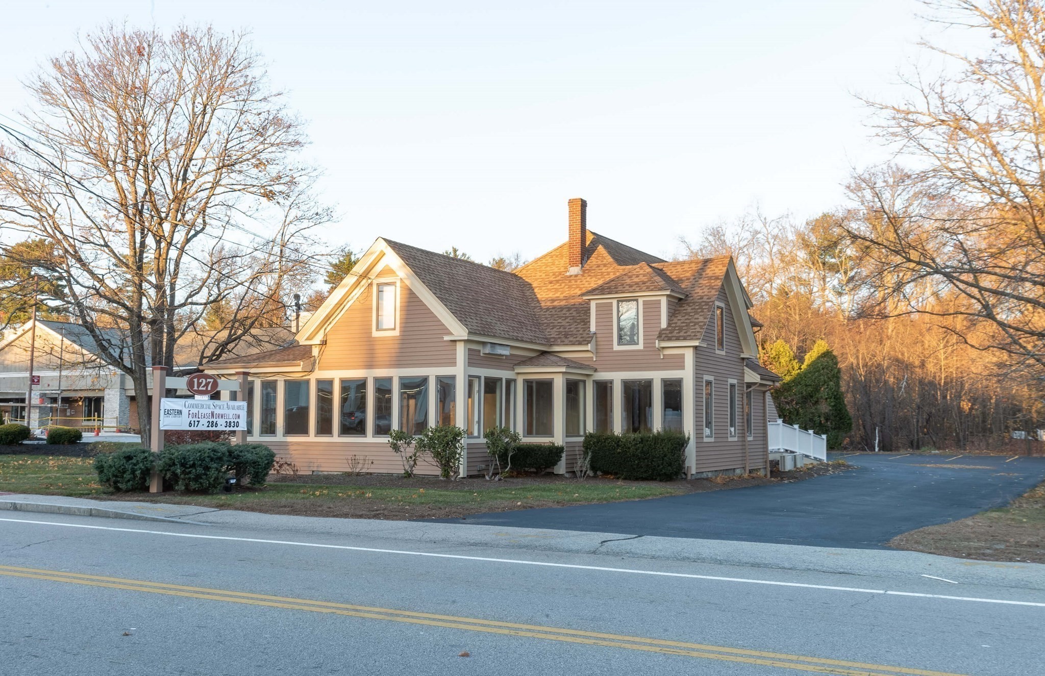 127 Washington St Property Photo 5