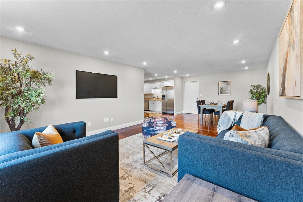 474 Broadway # 26 Property Photo 10