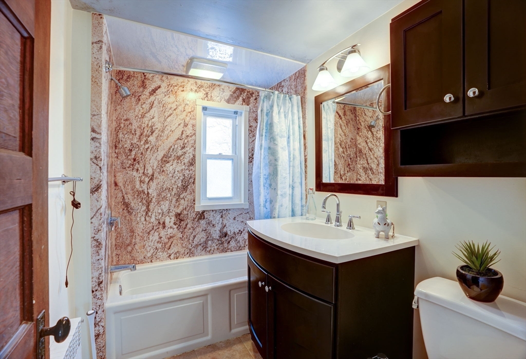 303 Beale St Property Photo 31