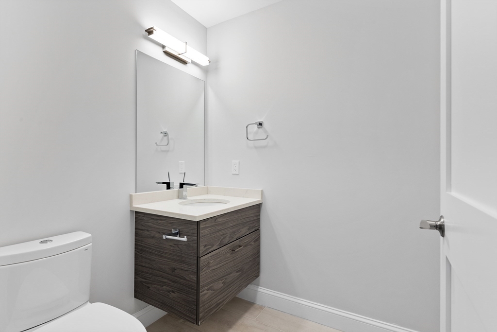 771 Harrison Ave # 6g Property Photo 4