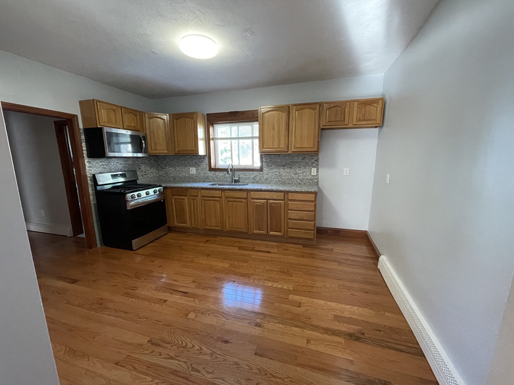 32 Moultrie Street Property Photo 2