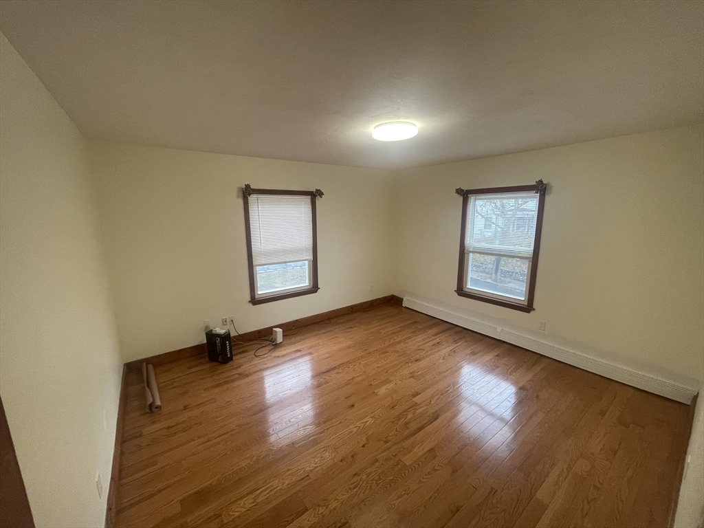 32 Moultrie Street Property Photo 4