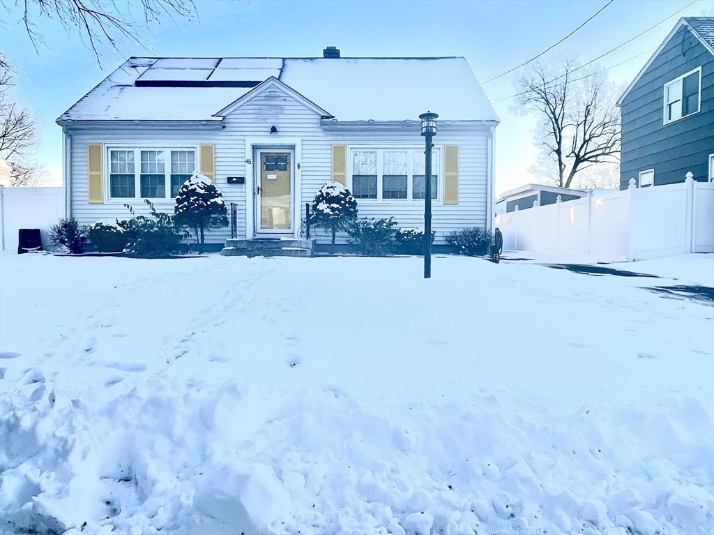 45 Wrona St Property Photo
