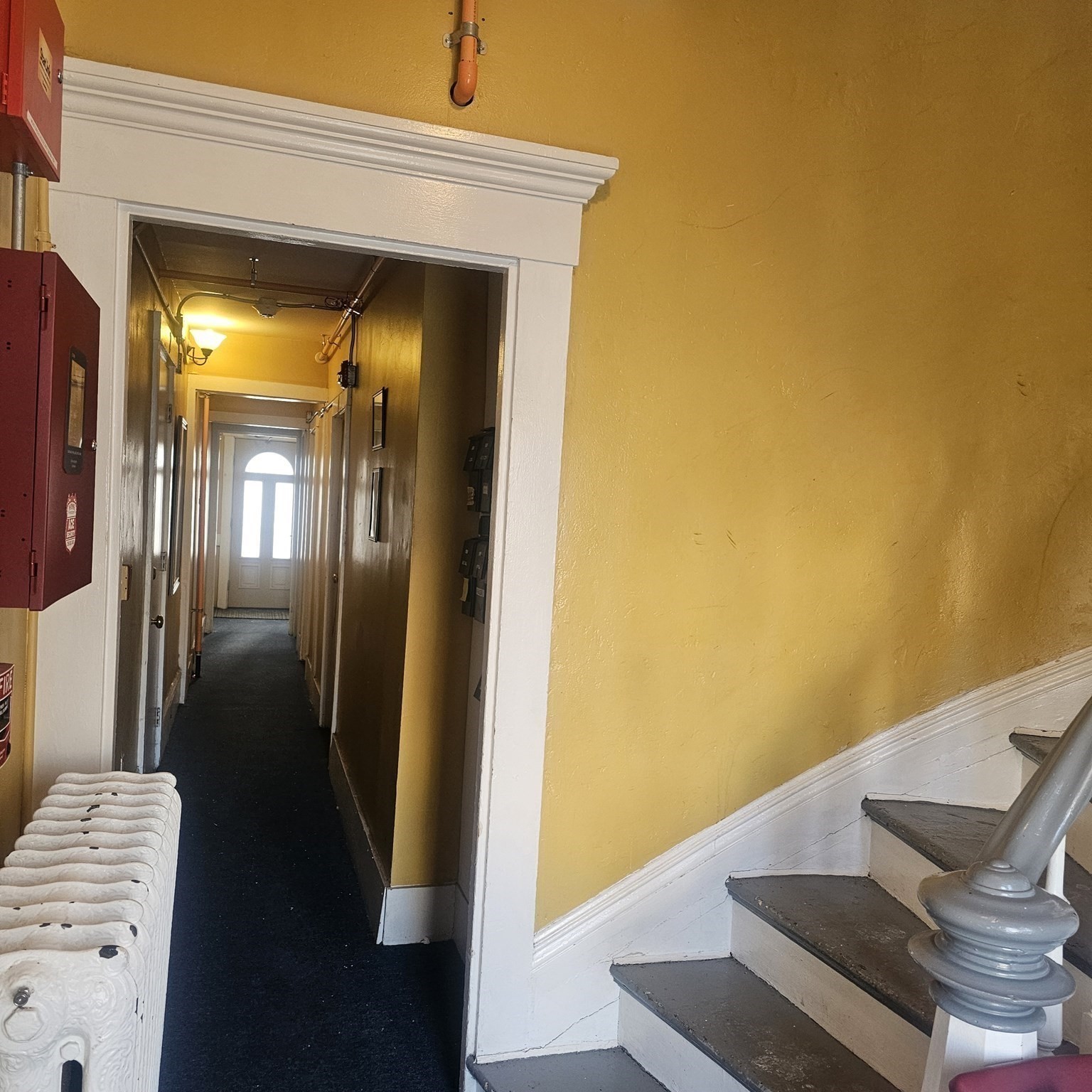 192 Walnut St Property Photo 4