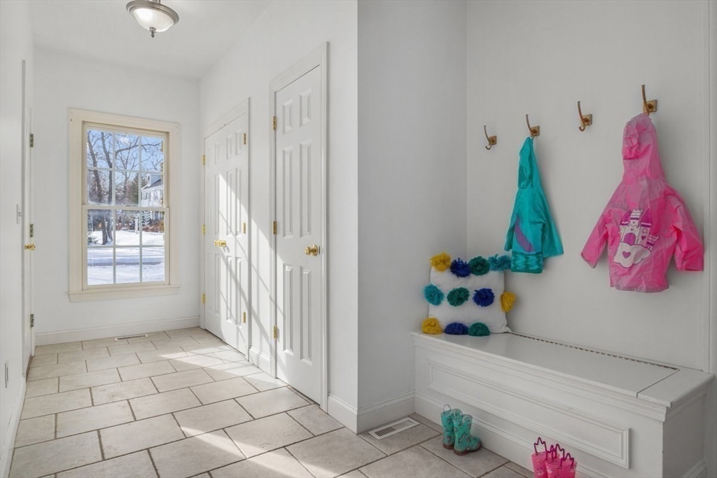 45 Berkshire Property Photo 19