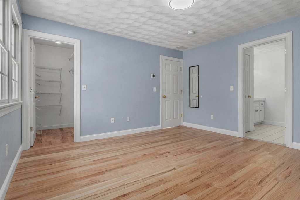 45 Berkshire Property Photo 26