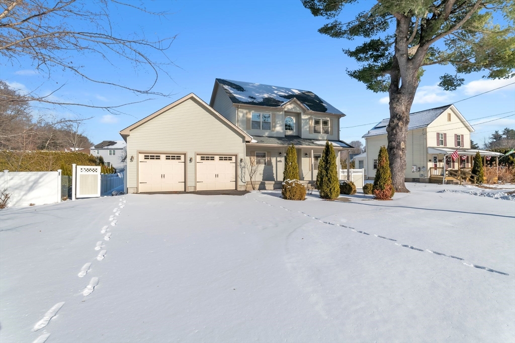 2222 Wilbraham Rd Property Photo 2