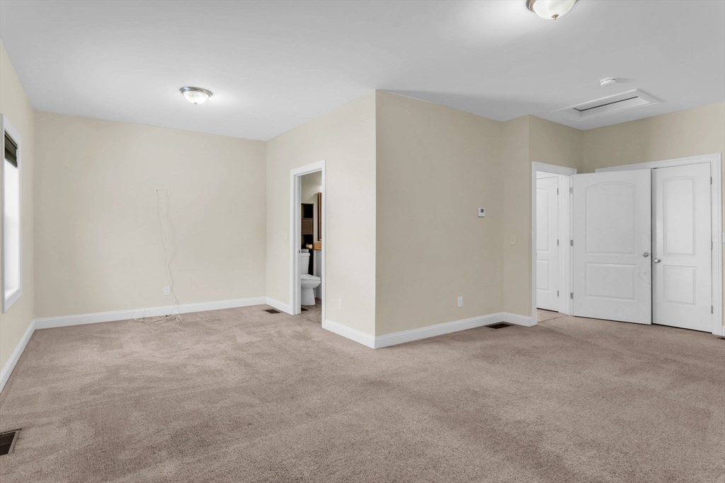 2222 Wilbraham Rd Property Photo 15