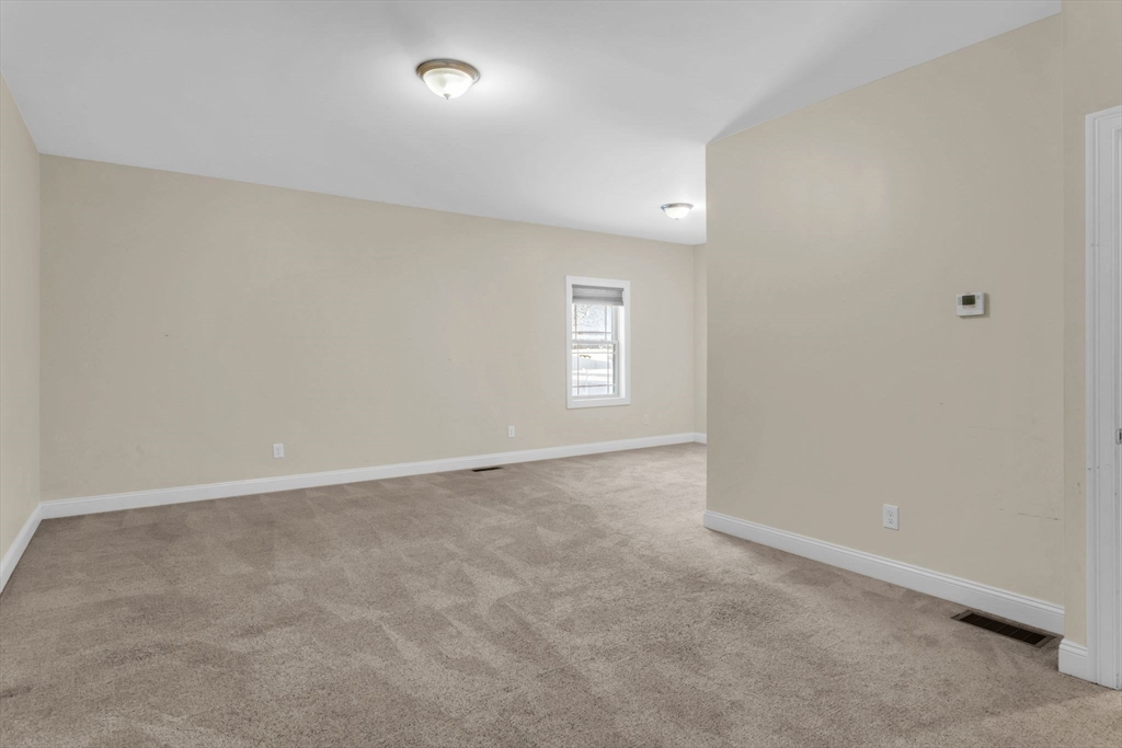 2222 Wilbraham Rd Property Photo 16