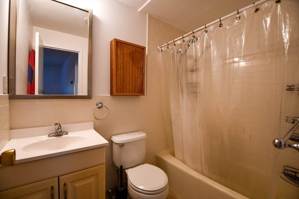 386 Commercial # 3d Property Photo 8
