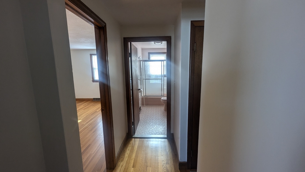 25 King St # 2 Property Photo 1