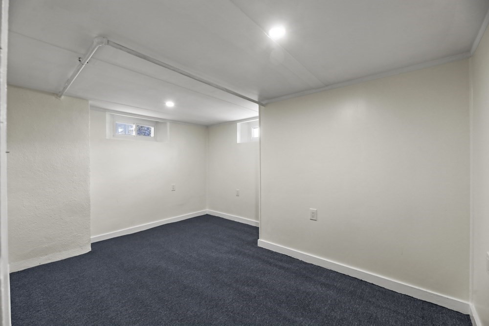 246 1/2 Columbia St. Property Photo 33