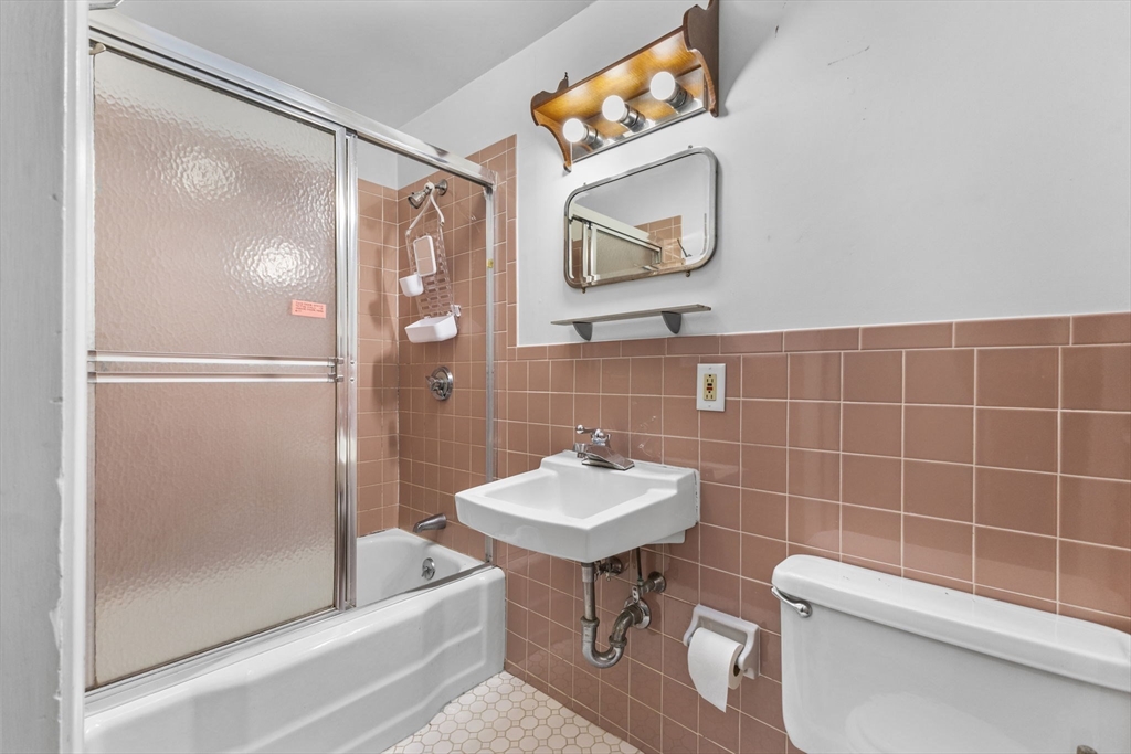 10 G St Property Photo 19