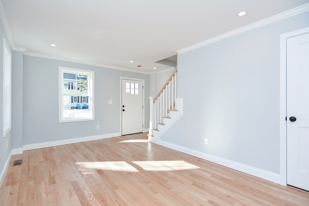 39 Chandler Ave # A Property Photo 12