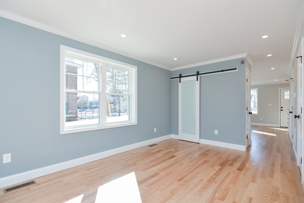 39 Chandler Ave # A Property Photo 17