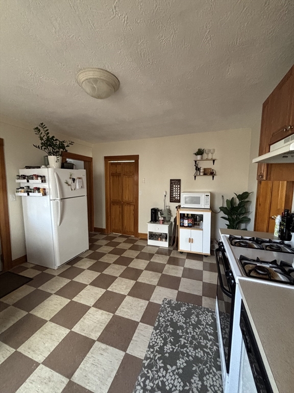 54 Cook # 1 Property Photo 3