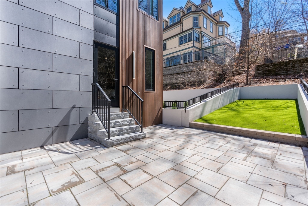 57 University Road # 2 Property Photo 14