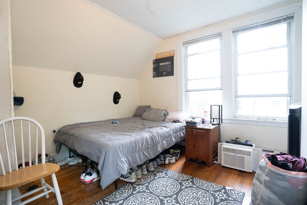 32 Gordon St. # 3 Property Photo 6
