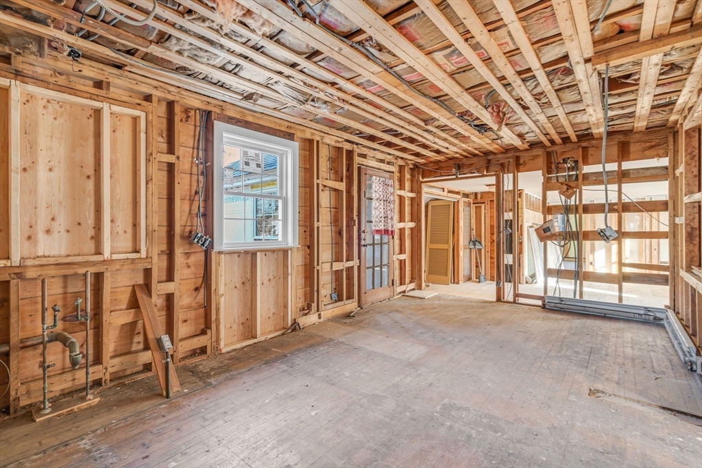 14 Heintz Rd Property Photo 8