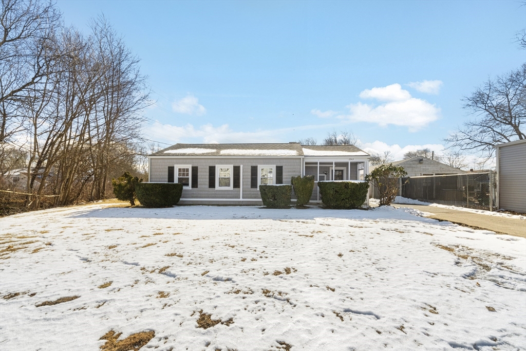 1043 Read St Property Photo 27