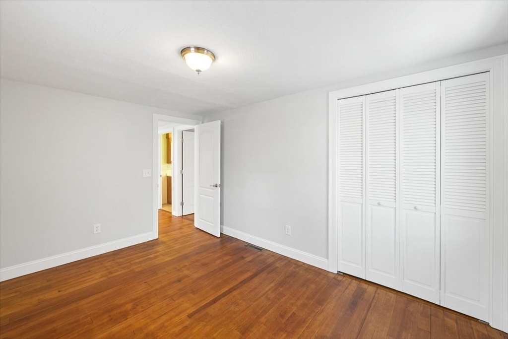 9 Cynthia Ave Property Photo 18