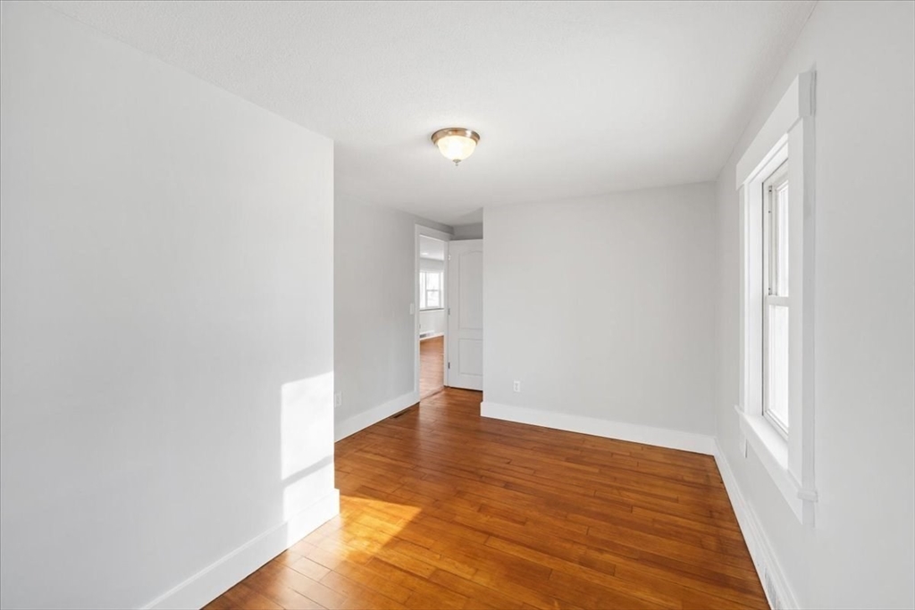 9 Cynthia Ave Property Photo 21