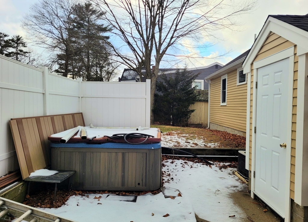 9 Cynthia Ave Property Photo 28