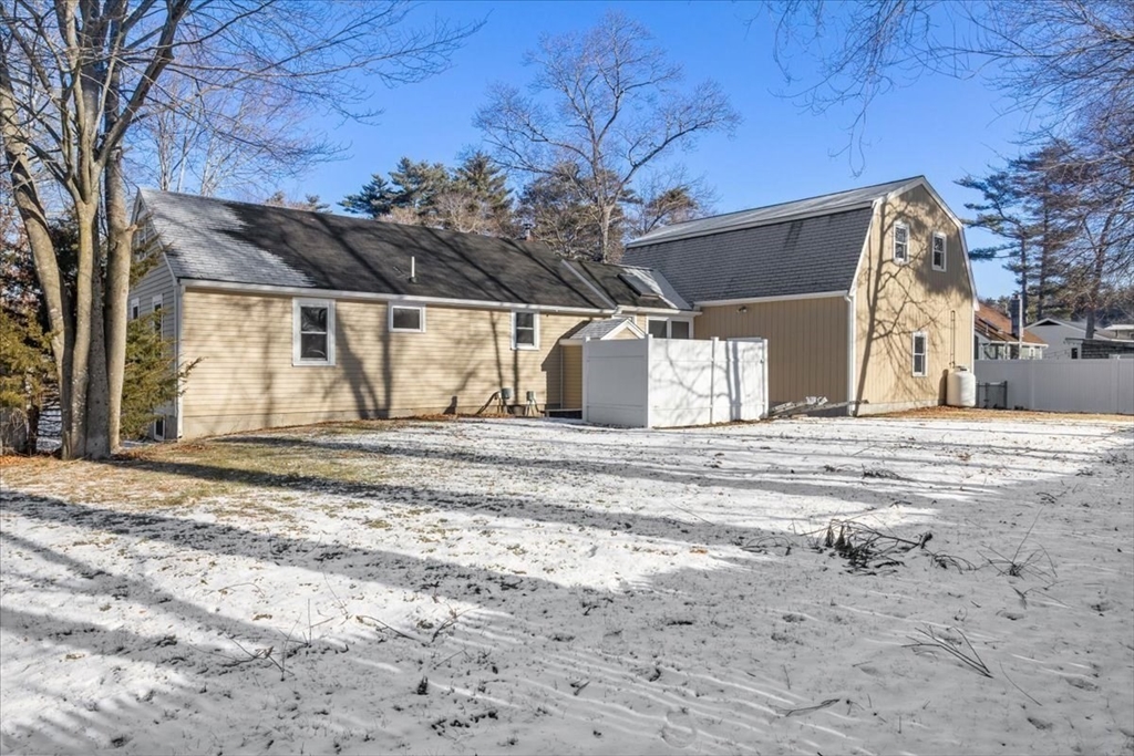 9 Cynthia Ave Property Photo 32
