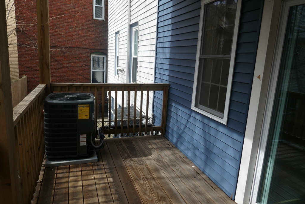 5 Monmouth St # 1 Property Photo 6