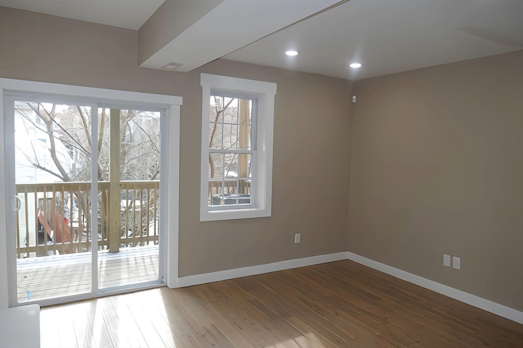 5 Monmouth St # 2 Property Photo 11