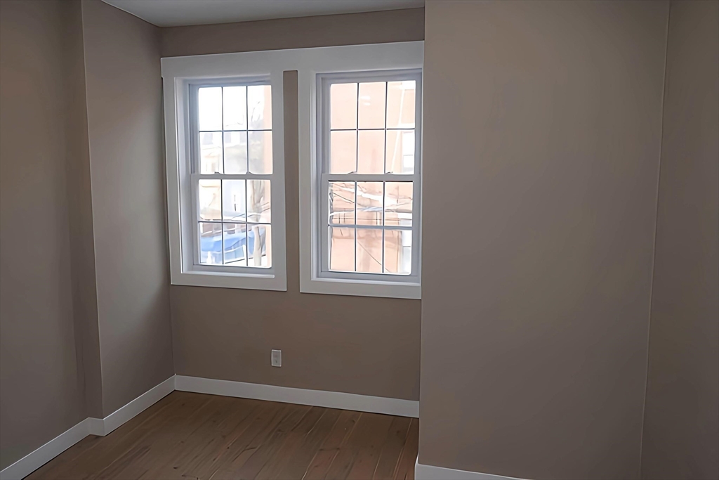 5 Monmouth St # 2 Property Photo 12