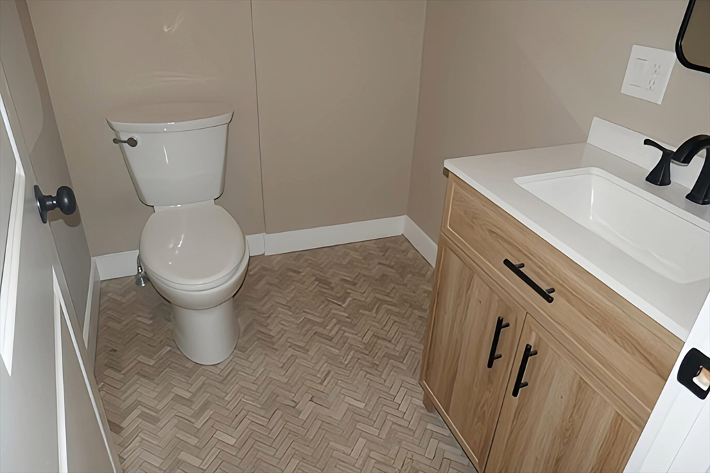 5 Monmouth St # 3 Property Photo 12