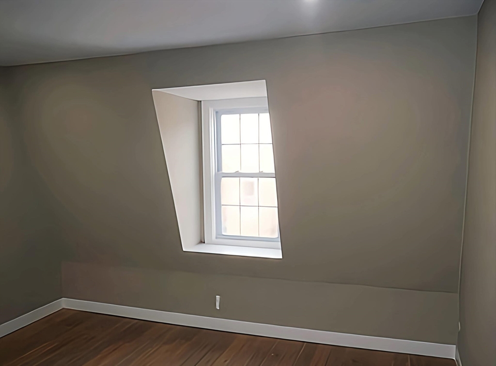 5 Monmouth St # 3 Property Photo 14