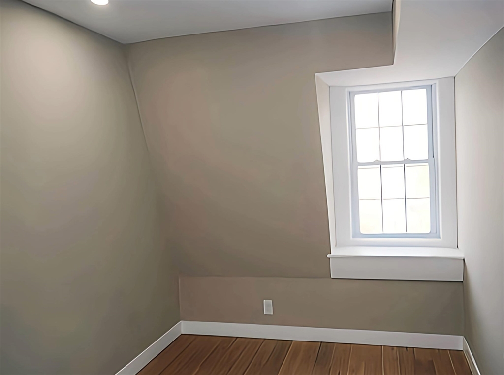 5 Monmouth St # 3 Property Photo 16