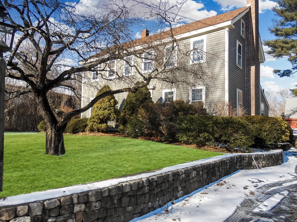343 Washington Street Property Photo