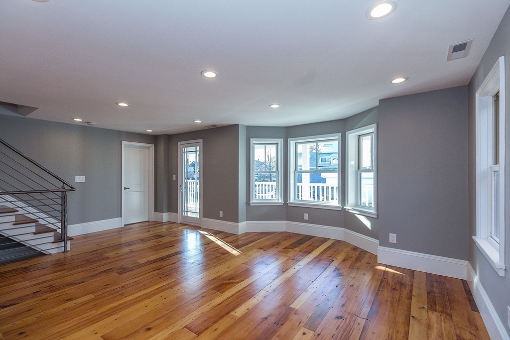 150-152 Huron Avenue # 152 Property Photo 6