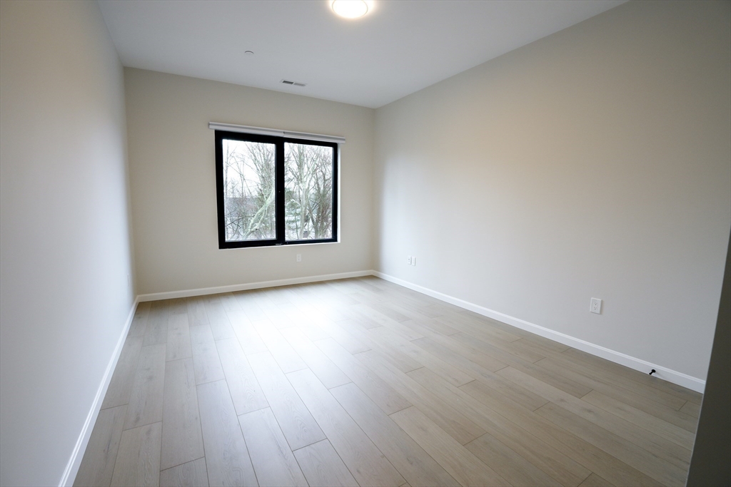 680 Worcester Street # 102 Property Photo 6
