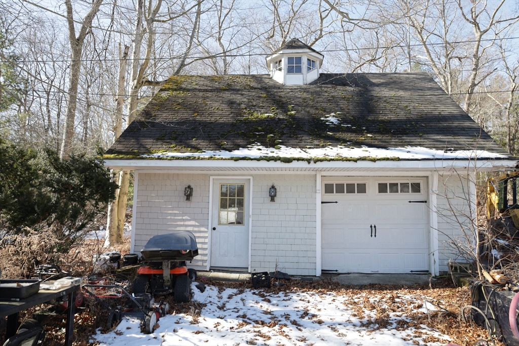 22 Hillside Ave. Property Photo 7