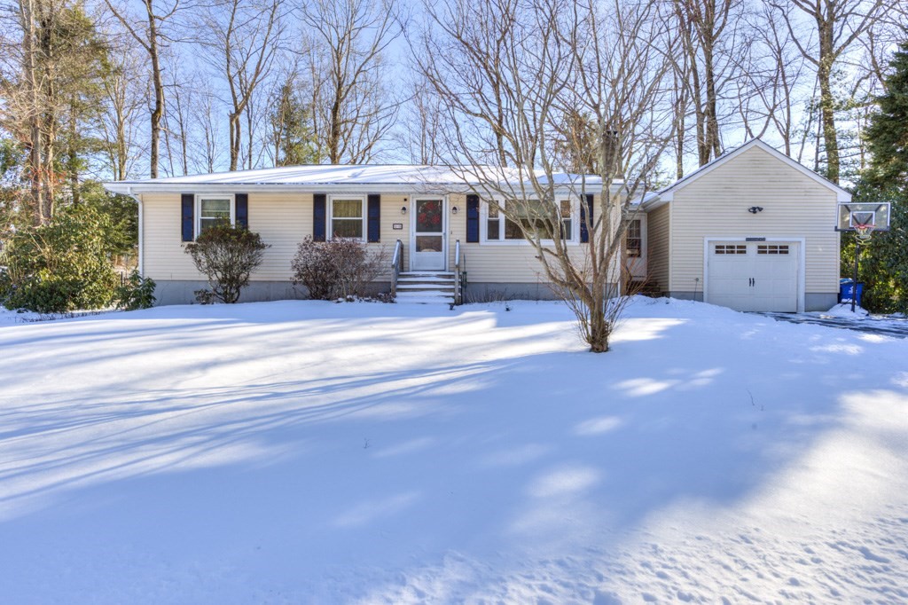 13 Anthony Dr Property Photo