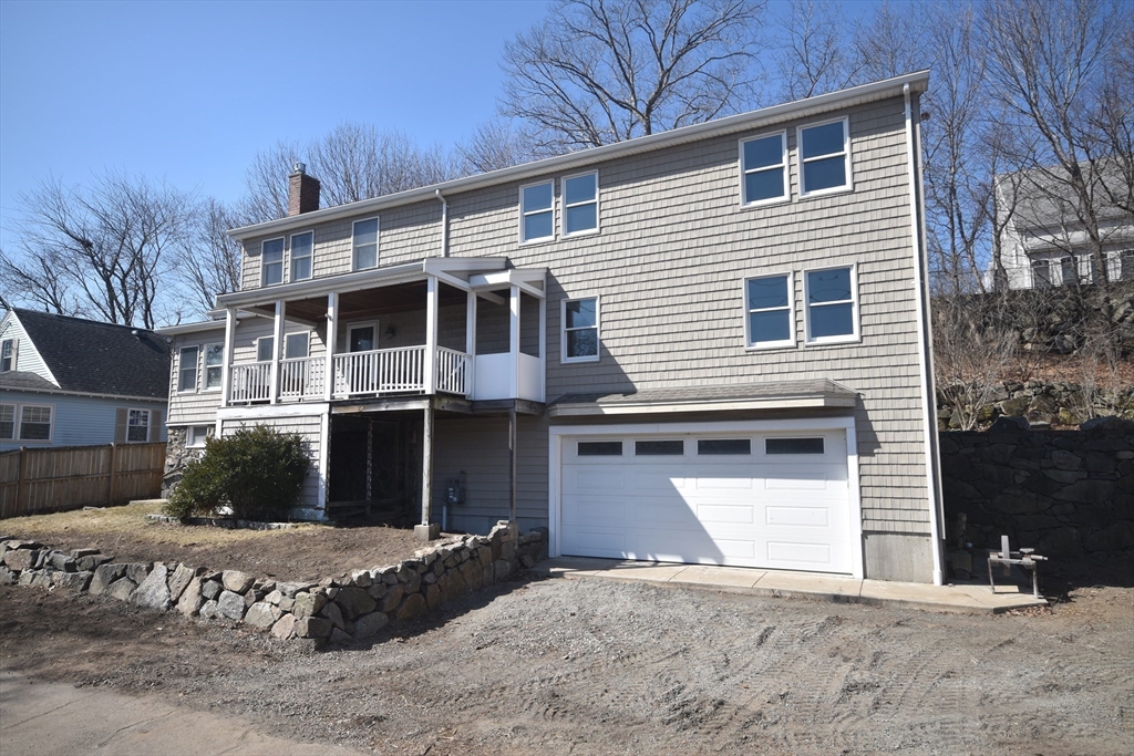 1 Beaumont Ave Property Photo